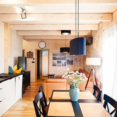 Stvrta Voda - Smrekovica