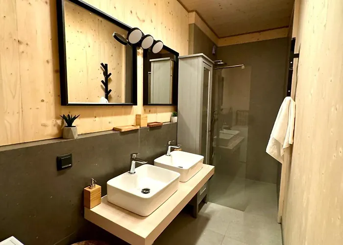 Stvrta Voda - Smrekovica 公寓 迪马诺卡多林纳