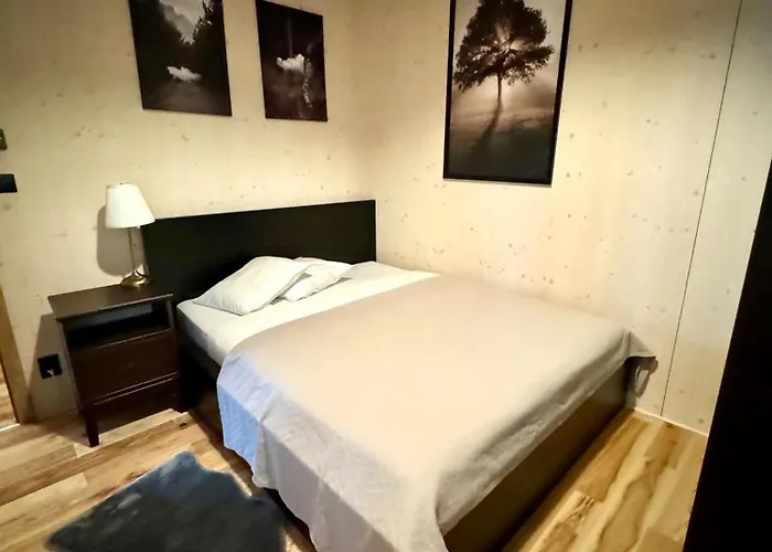 Stvrta Voda - Smrekovica *